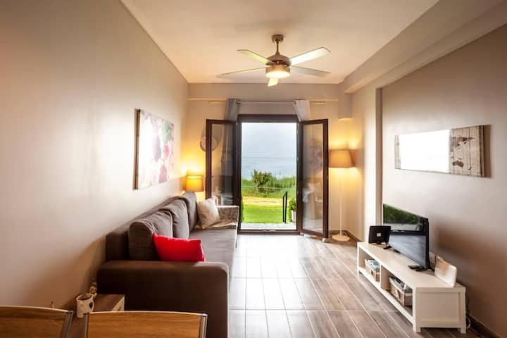 Mola Kaliva Sea View, 100M From The Beach! المظهر الخارجي الصورة